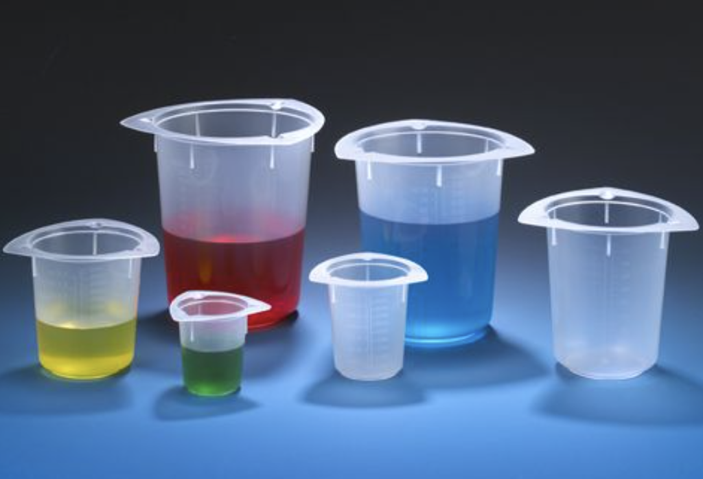 Beakers tri-corners diferentes volúmenes